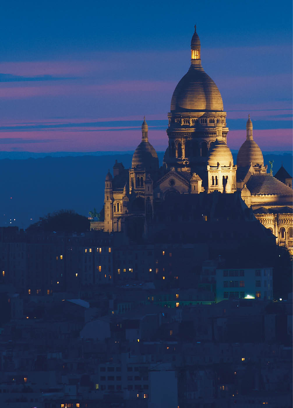 France, Paris, Montmartre and Sacre Coeur Basilique